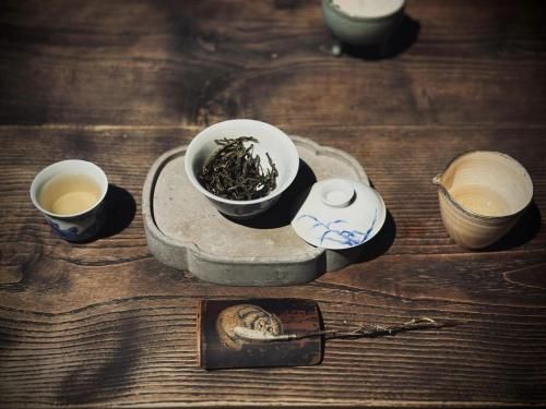 Góc pha trà cuối tuần tại Quân Trà